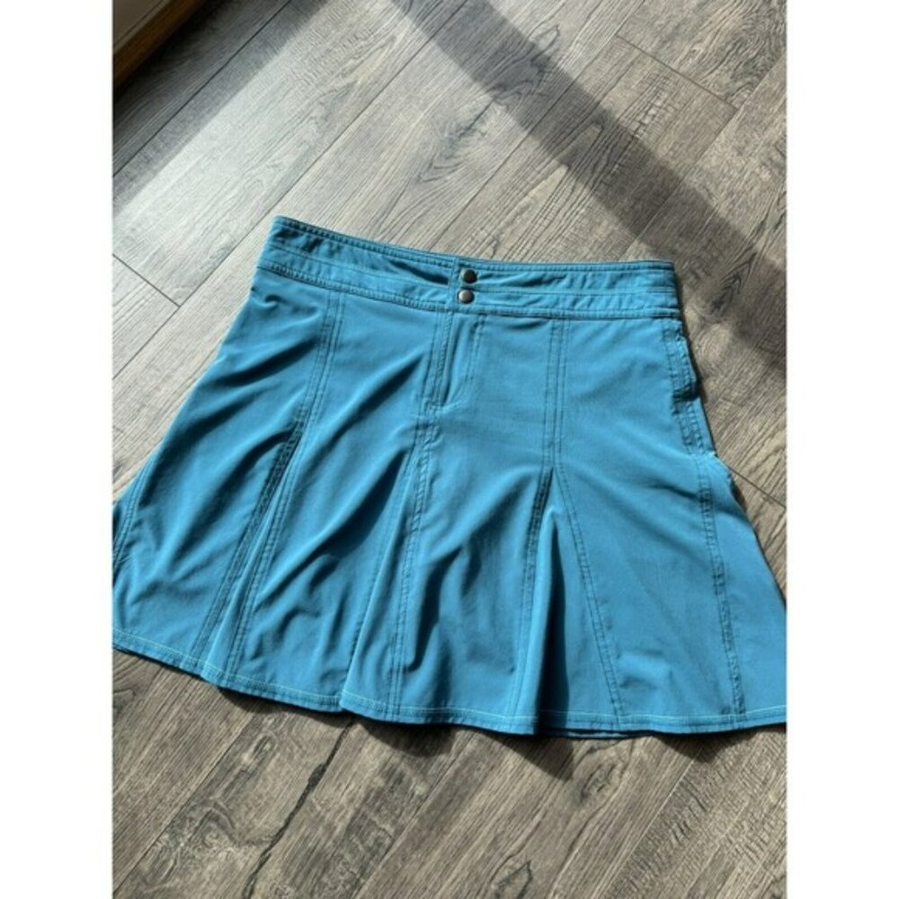 Title Nine Womens Swingtastic Skort  Teal Green Size 6 Zipper Back Pockets